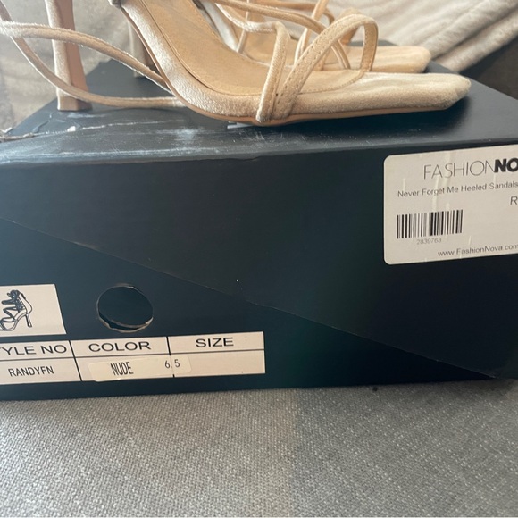 Fashion Nova Never Forget Me Heels - Picture 3 of 4